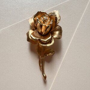 Vintage Large Gold Flower Rose Brooch with White Gem & Back Bar Clasp Closure